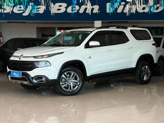 FIAT TORO 2.0 16V TURBO DIESEL FREEDOM 4WD AT9 FIAT TORO 2.0 16V TURBO DIESEL FREEDOM 4WD AT9